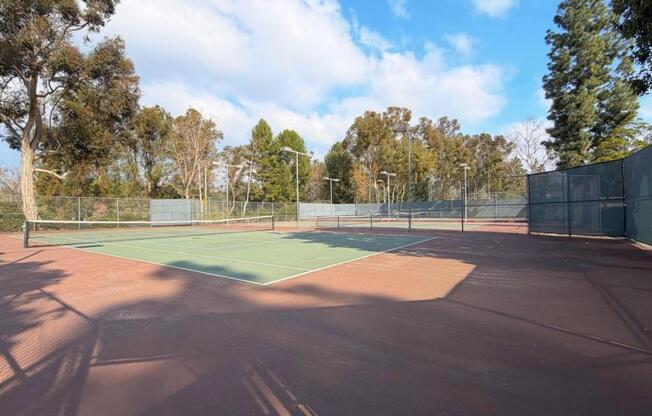 1 bed, 1 bath, 710 sqft, $2,400