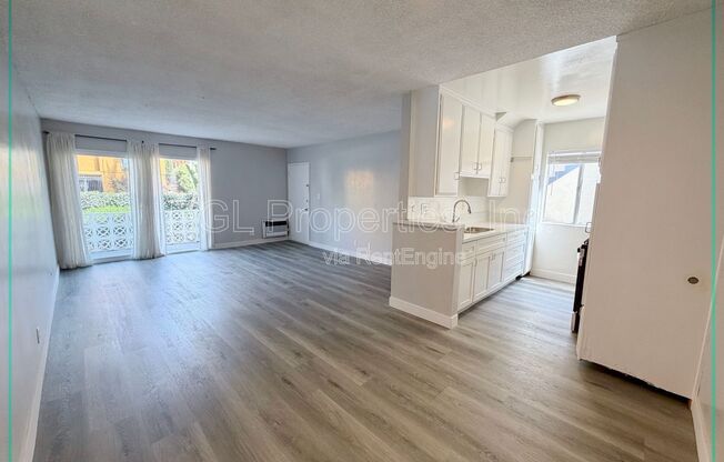 823 N. Hudson Ave.