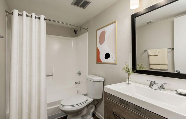 3 beds, 2 baths, 1,098 sqft, $1,800, Unit 34