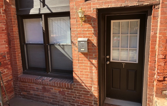 1 bed, 1 bath, $1,095, Unit 1012-T