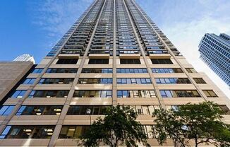 30 E. Huron Unit #1207