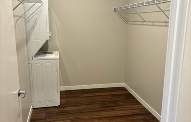 2 beds, 2 baths, 1,250 sqft, $2,000, Unit 326