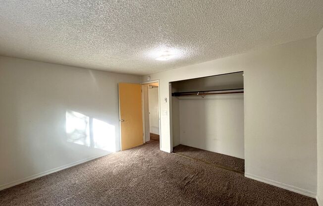 2 beds, 1 bath, $1,800, Unit #2