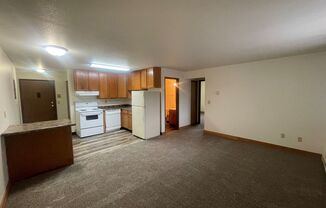 2 beds, 1 bath, $705, Unit 12-A