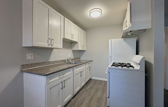 2 beds, 1 bath, 645 sqft, $1,350, Unit GW-06