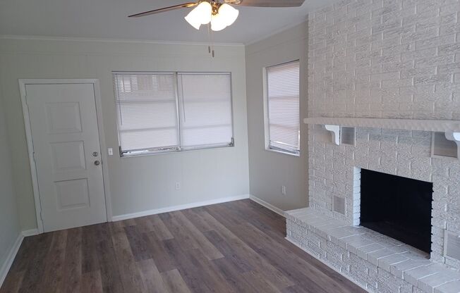 2 beds, 1 bath, $1,500