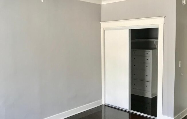 Studio, 1 bath, 395 sqft, $1,500