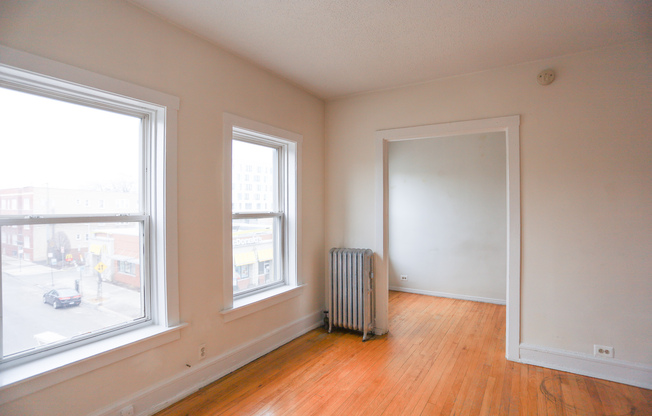 Studio, 1 bath, $1,395