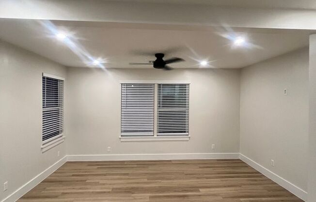 3 beds, 2 baths, 1,200 sqft, $2,599, Unit 1517-01