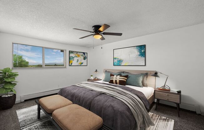 2 beds, 1 bath, 700 sqft, $999