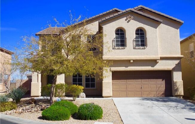 Gorgeous 3000+ Square Foot Bedroom!