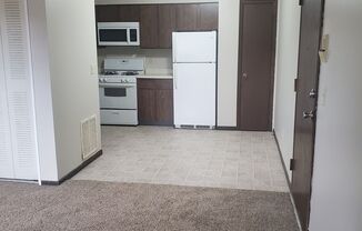 2 beds, 1 bath, 900 sqft, $850, Unit 401