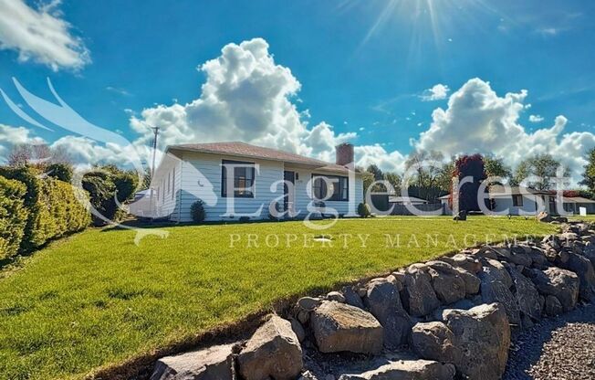 Charming 2 Bed, 2 Bath Home with Updated Kitchen & Outdoor Living Space