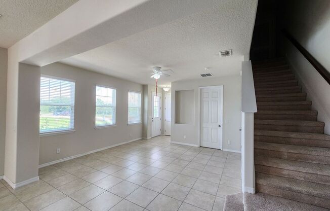 AMAZING 4-BEDROOM LAKE VIEW TOWNHOME AT WINDERMERE!