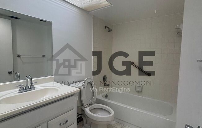 2 beds, 2 baths, 1,192 sqft, $1,950, Unit 208l