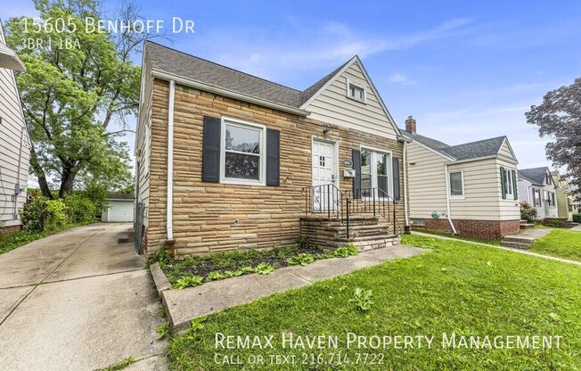 15605 BENHOFF DR