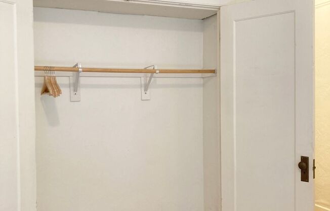 Studio, 1 bath, 335 sqft, $1,695, Unit Unit 301