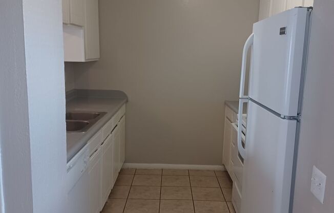 2 beds, 1.5 baths, 1,200 sqft, $1,120, Unit 67