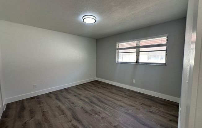 1 bed, 1 bath, $1,595, Unit F202