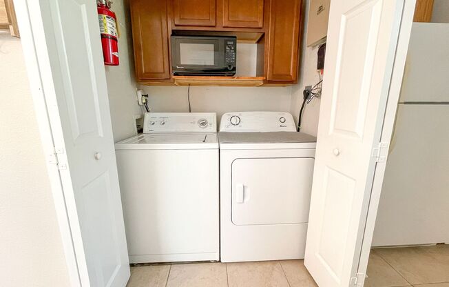 Victoria Station #123