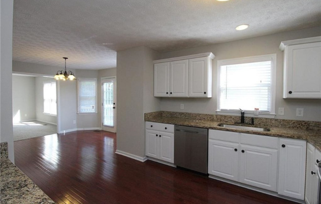 201 GARRISON DR