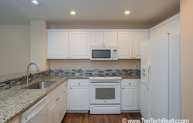 3 Bedrm Home ideally located in the Heart of Bethany Near Nike, Intel, PCC & High Tech Corridor
