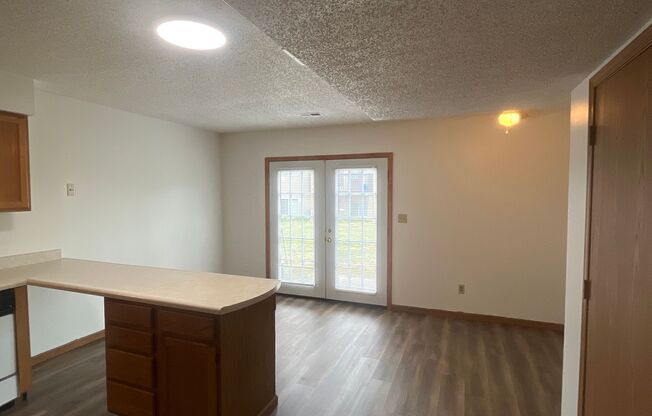 3429/3431 E. Sunset St.
