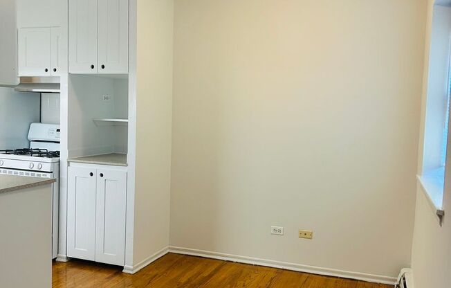 1 bed, 1 bath, 575 sqft, $1,695, Unit 402