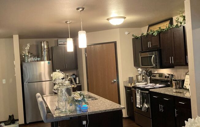 2 beds, 2 baths, 1,250 sqft, $1,890, Unit 5322