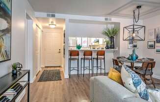 Dining Area at Reedhouse Apartments, Boise, 83706