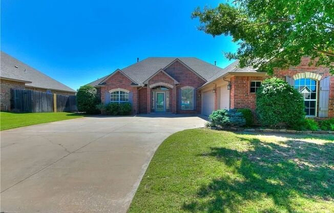 Very Nice 3 bedroom 2.5 bath home in Edmond schools