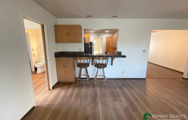 3 beds, 2 baths, $4,895