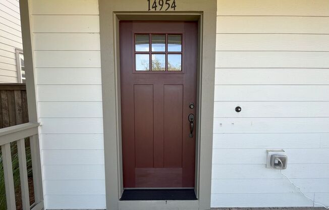 Beaverton Lovely 4 Bedroom 2.5 Bathroom in Bethany Crossing! Garage, A/C and Washer & Dryer Included!