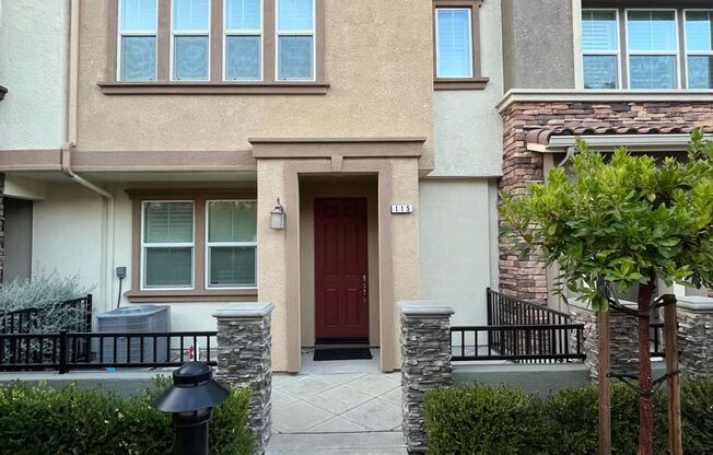 115 Cypress Loop, Hayward - 3 bedroom | 2.5 bath | Townhouse