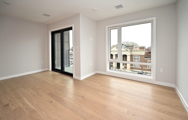 2 beds, 2 baths, 898 sqft, $4,300, Unit 303