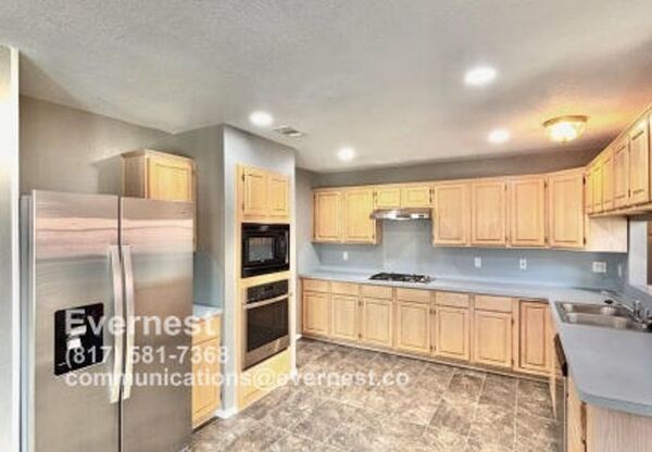 1608 WILLOW CRK