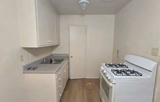 1 bed, 1 bath, $1,600, Unit 2