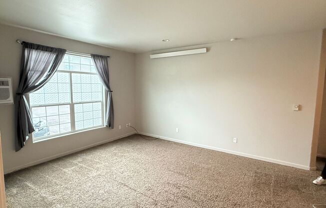 1930 Monte Vista Dr
