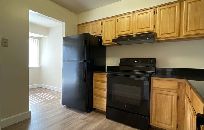 2 beds, 2 baths, 1,000 sqft, $1,950, Unit 14207 #304