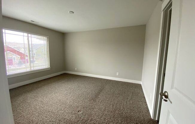2 beds, 2 baths, 1,284 sqft, $2,171, Unit 2105-201
