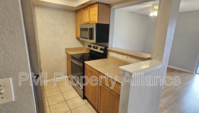 302 LEWFIELD CIR