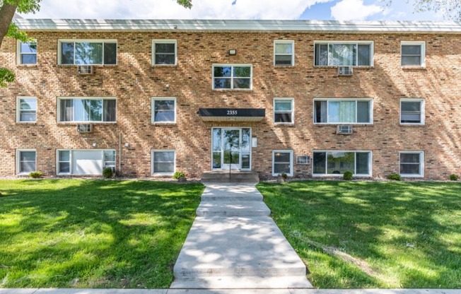 Parkside Apartments Exterior