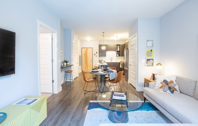 Living Room at 511 Meeting, Charleston, 29403