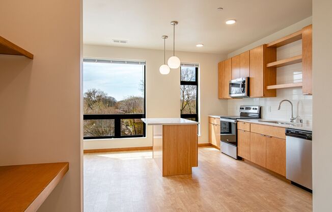 1 bed, 1 bath, 648 sqft, $1,090, Unit A212