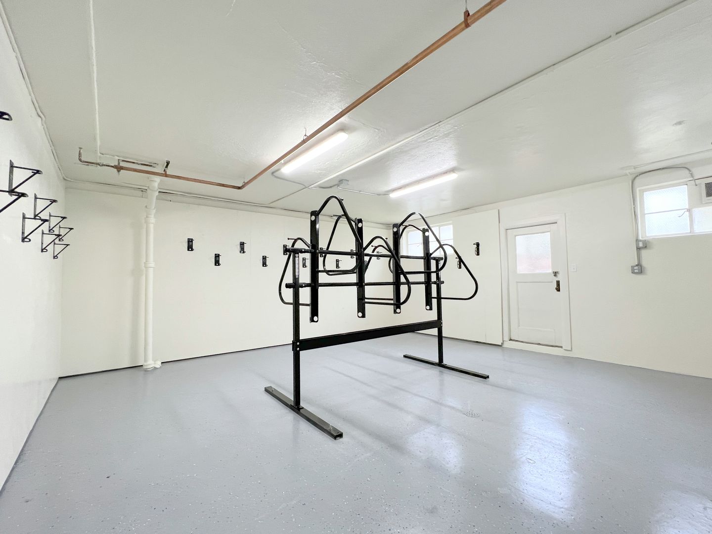 REGENT APARTMENTS (REG01)