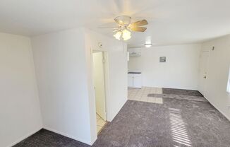 Studio, 1 bath, 400 sqft, $1,350, Unit 40