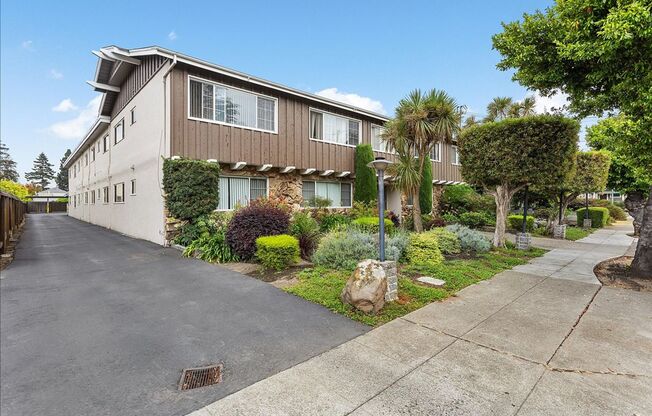 1212 Regent St #B - 2 bedroom | 1 bathroom