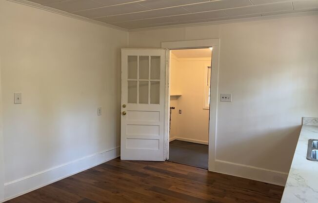 Renovated 2 bedroom 1 bathroom house