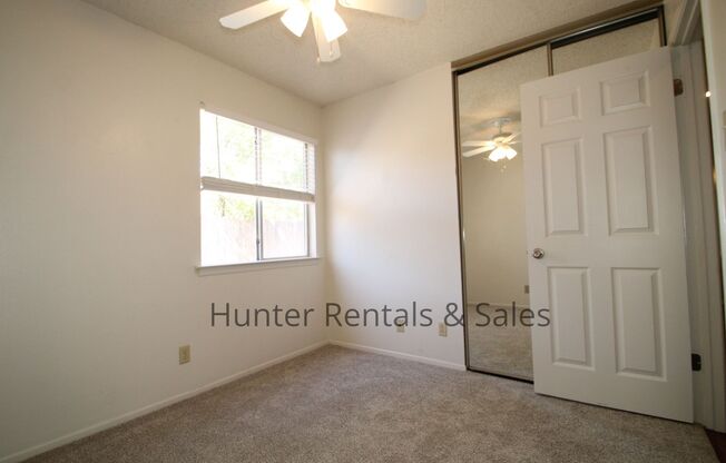 3 beds, 2 baths, $1,150