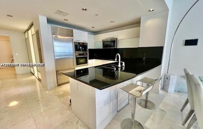 17121 Collins Ave cu-1007, Sunny Isles Beach, FL 33160